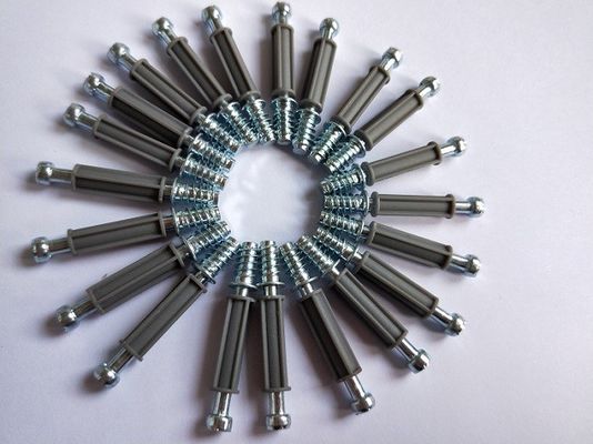 ماشین تزریق پلاستیکی عمودی 120 تن برای پیچ های کمد استفاده می شود