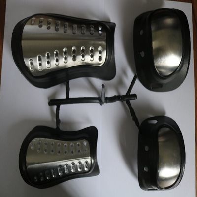 250 تن کم کار میز عمودی ماشین تزریق قالب برای ساخت اسکیت بورد